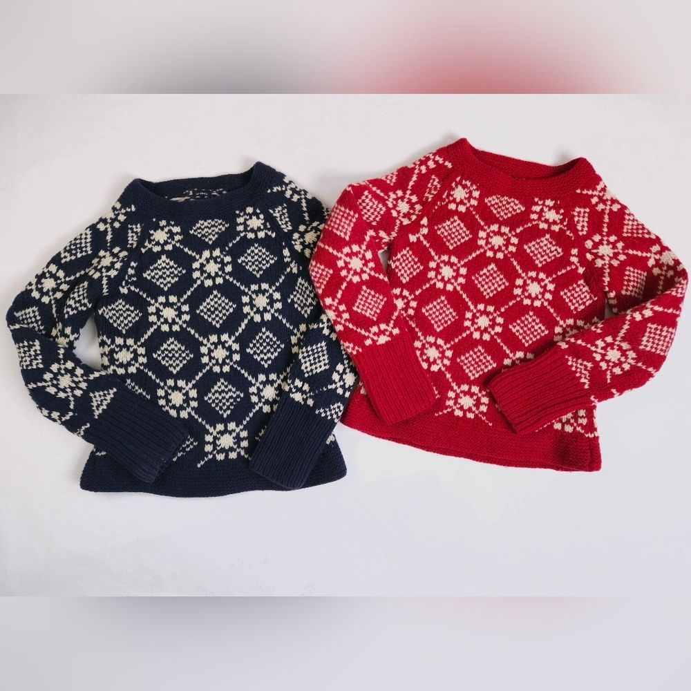 American Eagle Lot Of Two Hand Knit 100% Wool Chunky Sweaters Small